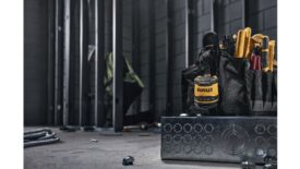 DEWALT Bluetooth Speaker And LED Lights-780